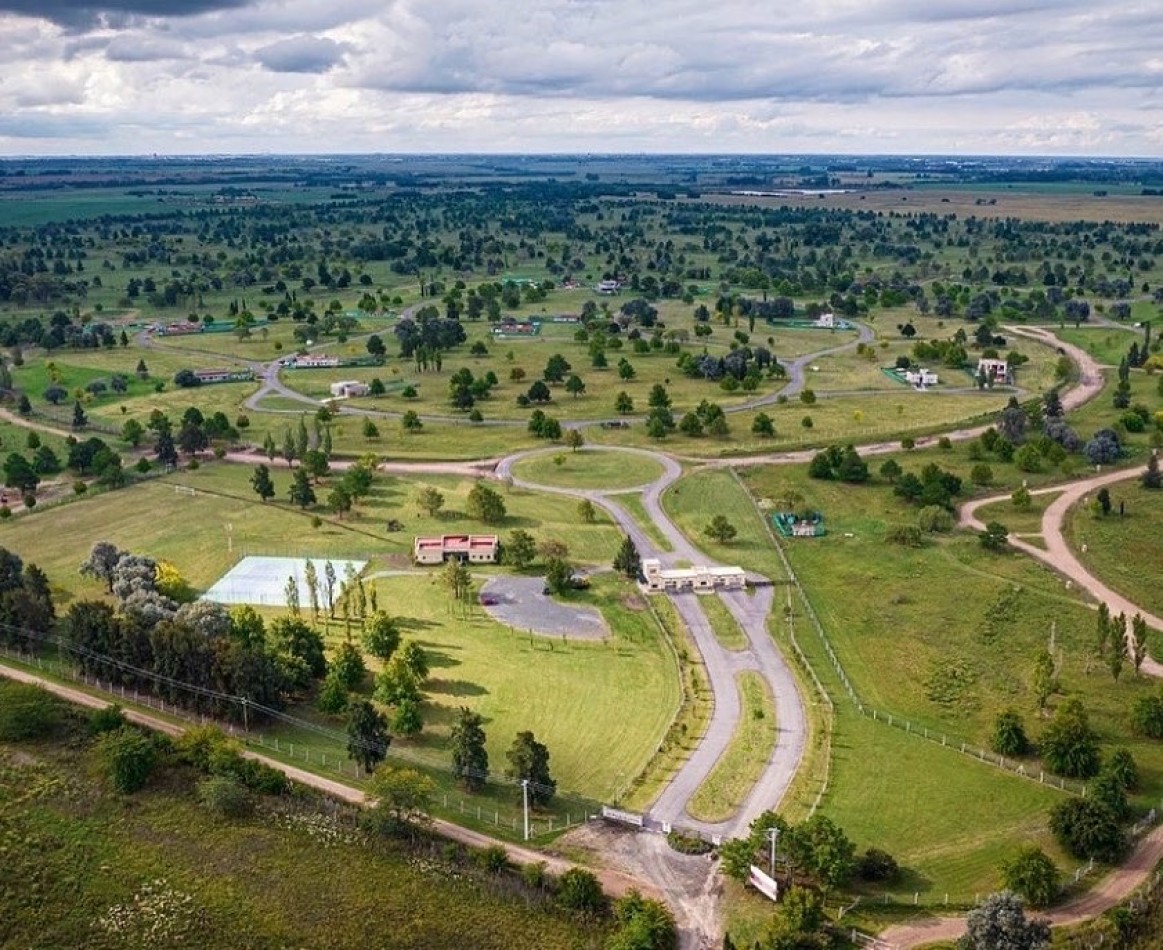 Lote en Country Mirabosques Cardales.