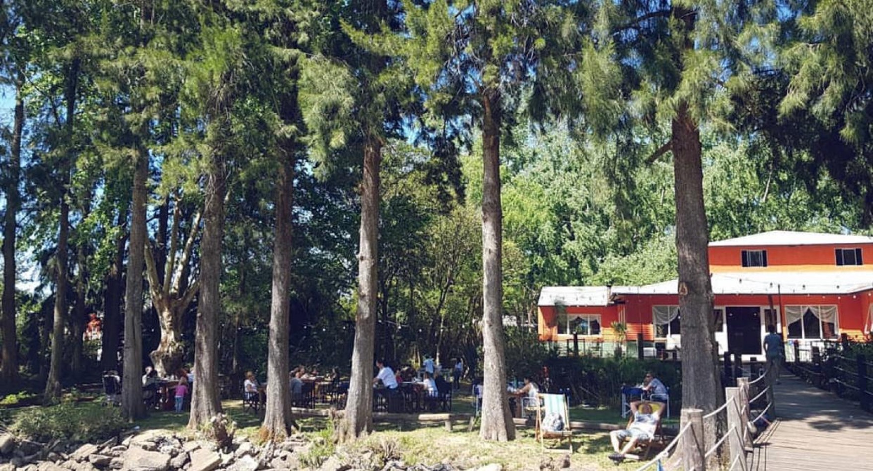 Complejo Cabañas + Resto en el Delta.