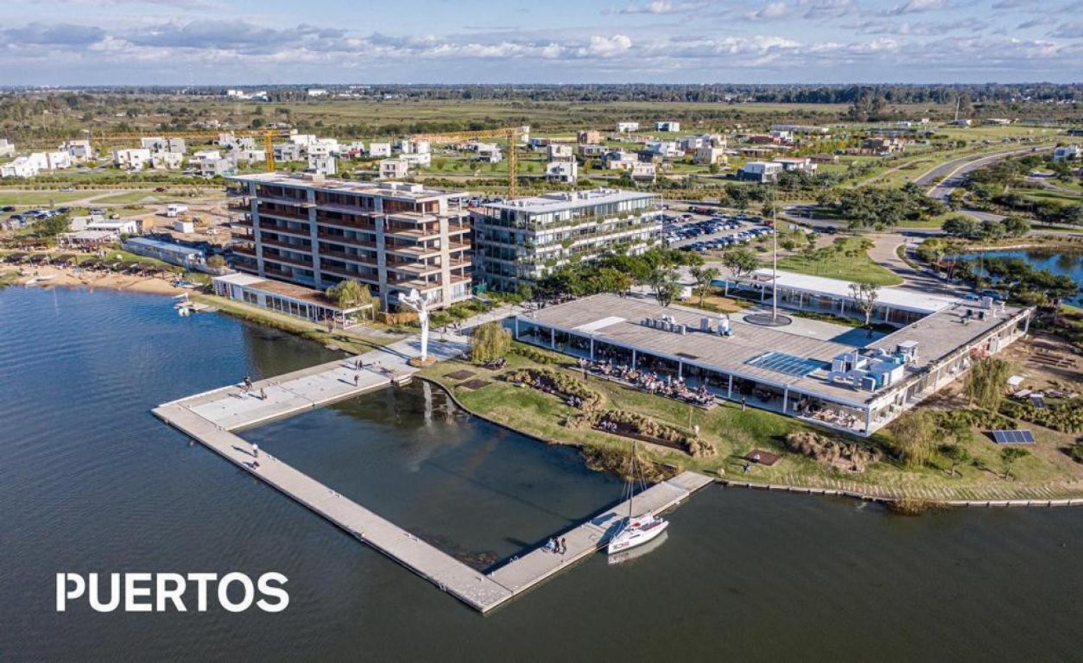 Venta Lote a la Laguna Barrio Ceibos Puertos del Lago.