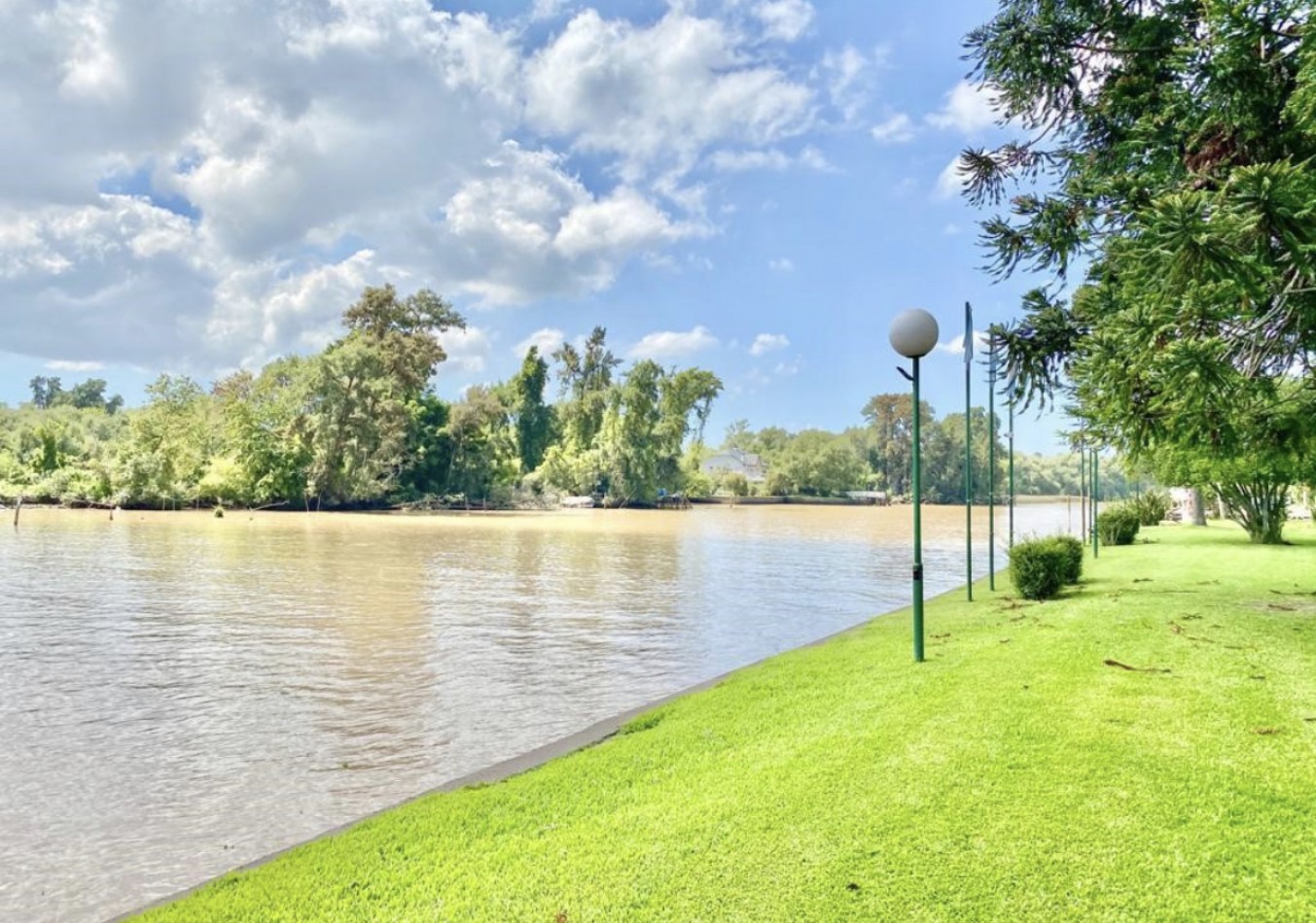 Espectacular Casa BoatCenter Tigre. 