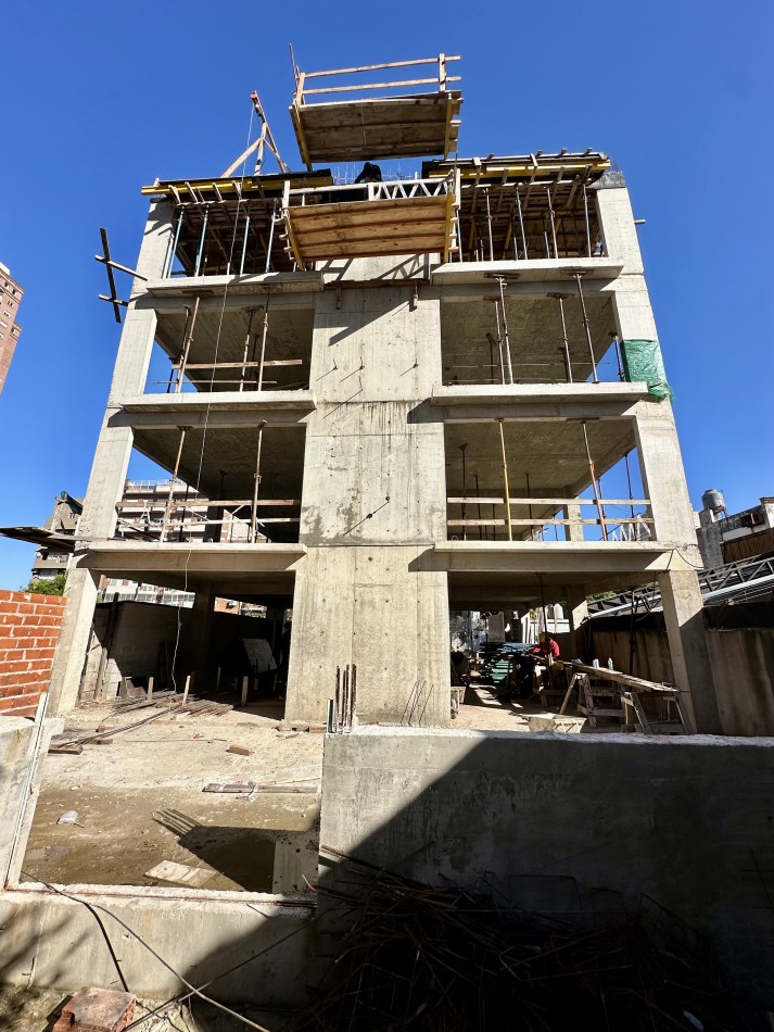 Venta Departamento en Obra. 