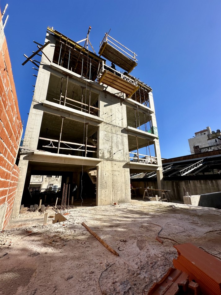 Venta Departamento en Obra. 