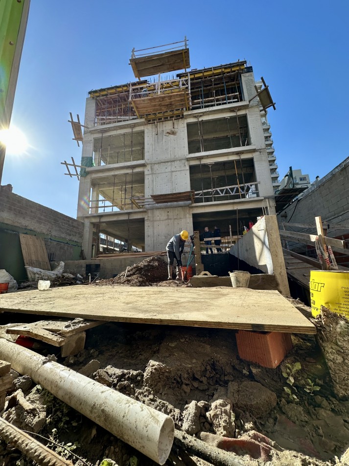 Venta Departamento en Obra. 