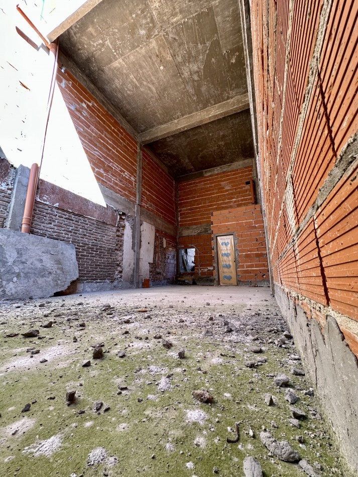 Ultimo Local en Muñiz.