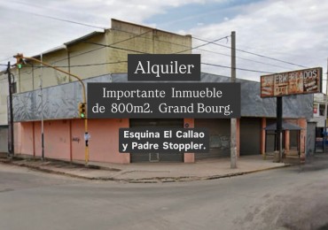 Importante Local en Grand Bourg. 